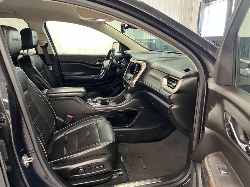 2020 GMC Acadia Denali