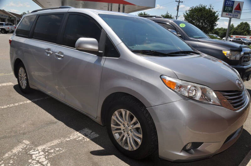 2017 Toyota Sienna