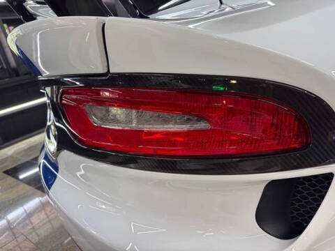 2016 Dodge Viper GTC