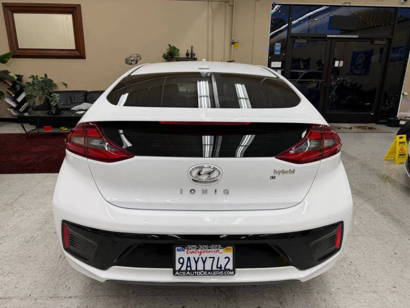 2017 Hyundai Ioniq Hybrid
