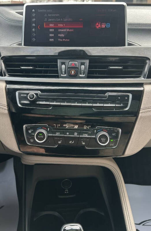 2022 BMW X2 xDrive28i