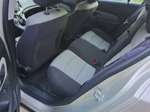 2013 Chevrolet Cruze LS Auto