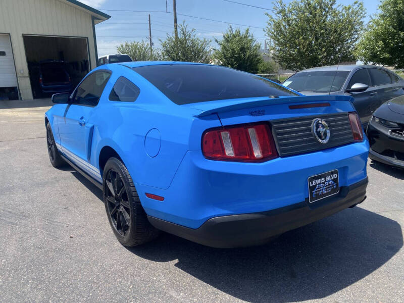 2010 Ford Mustang V6