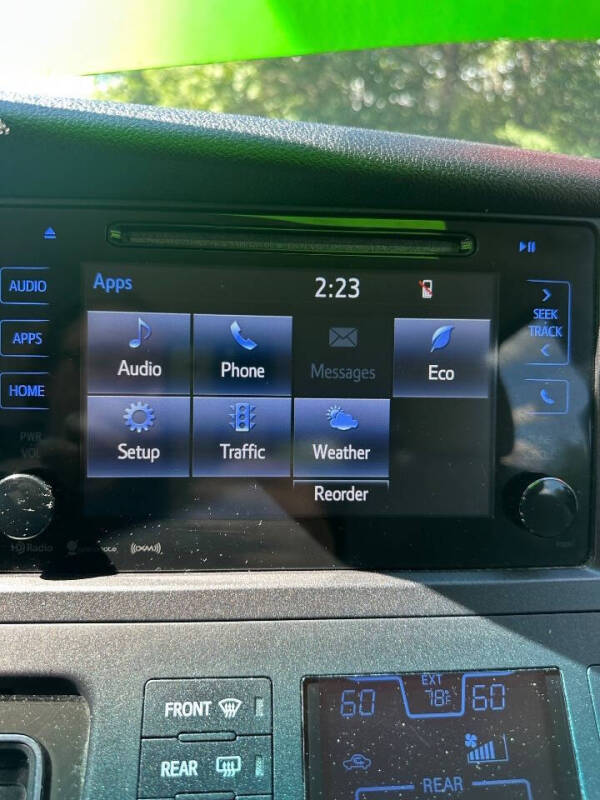 2017 Toyota Sienna LE 8-Passenger