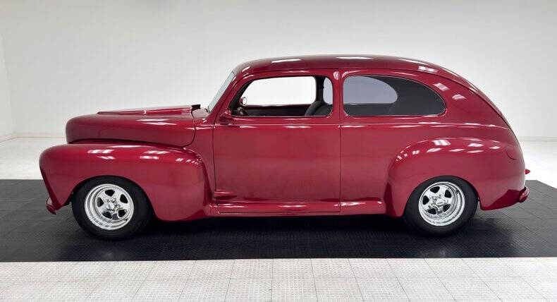 1946 Ford Deluxe
