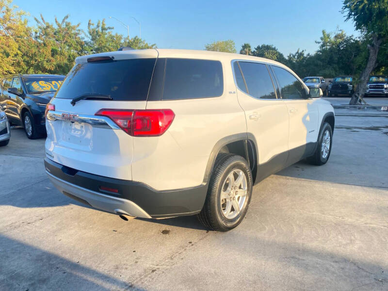 2019 GMC Acadia SLE-1