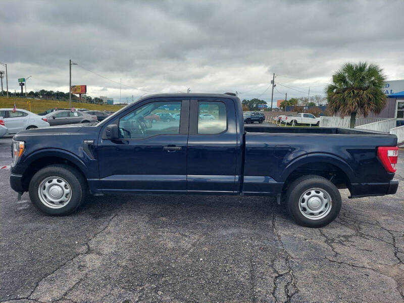 2021 Ford F-150 XL photo 3