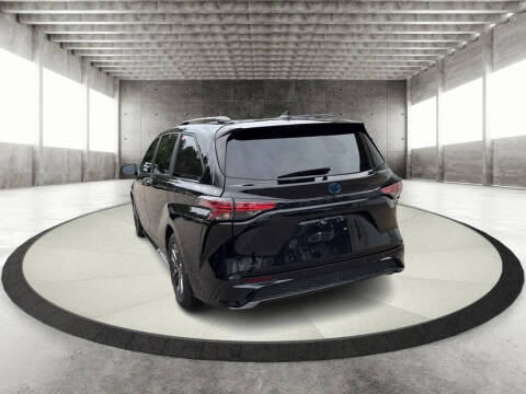 2024 Toyota Sienna XSE 7-Passenger