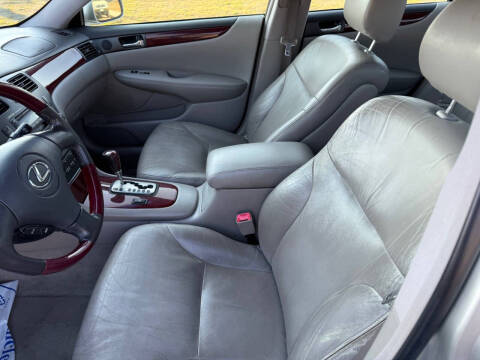 2004 Lexus ES 330
