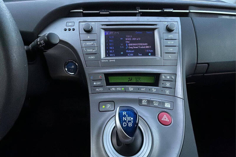 2015 Toyota Prius Three