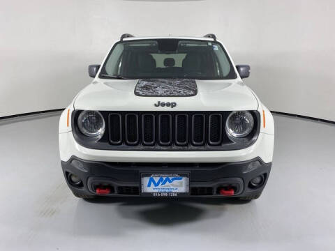 2017 Jeep Renegade Deserthawk