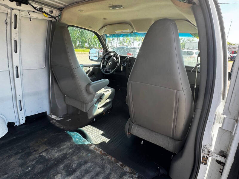 2019 Chevrolet Express 2500