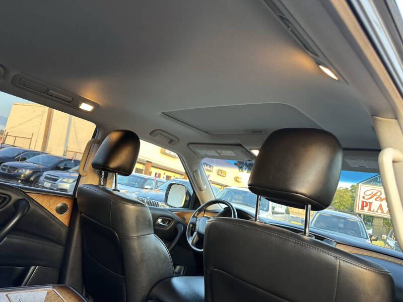 2014 Infiniti QX80