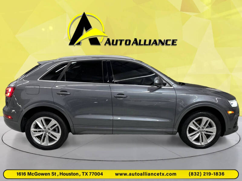 2017 Audi Q3 2.0T Premium Plus