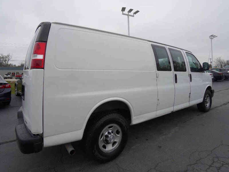 2016 Chevrolet Express 2500