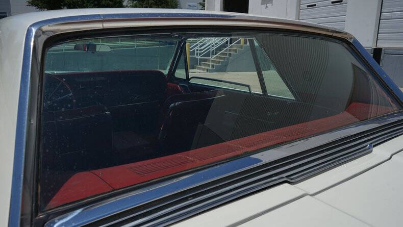 1965 Ford Thunderbird