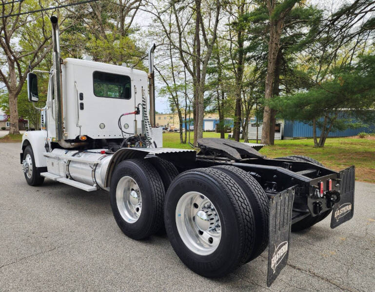 2012 Freightliner CORONADO