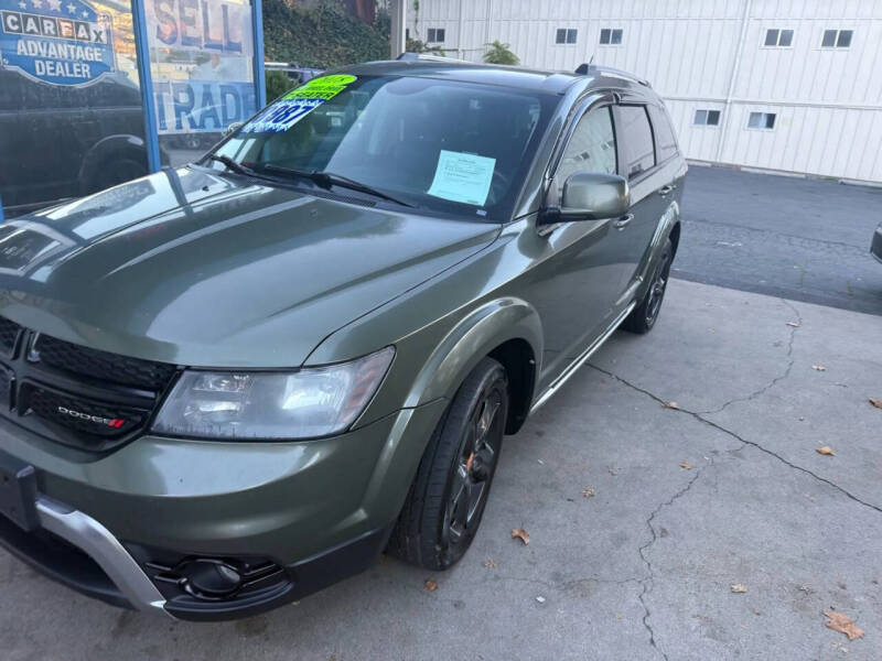 2018 Dodge Journey Crossroad