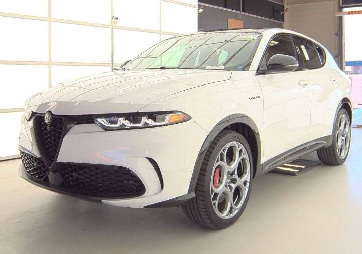 2024 Alfa Romeo Tonale Hybrid Veloce