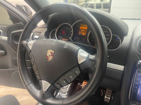 2010 Porsche Cayenne GTS