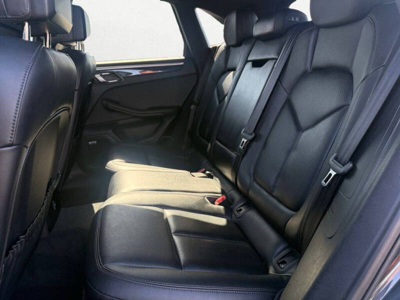 2018 Porsche Macan