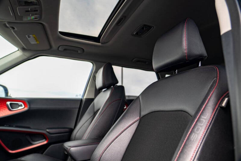 2023 Kia Soul GT-Line