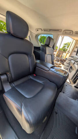 2017 Nissan Armada Platinum