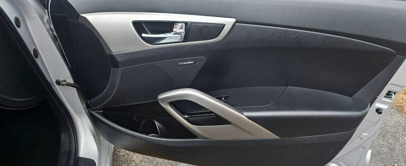 2017 Hyundai Veloster Value Edition