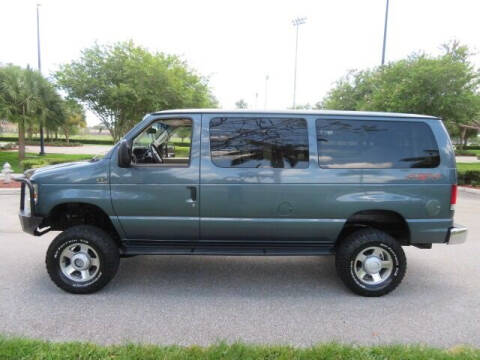 2013 Ford E-Series E-150 XLT