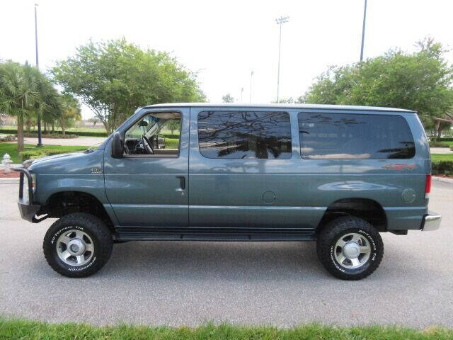 2013 Ford E-Series E-150 XLT
