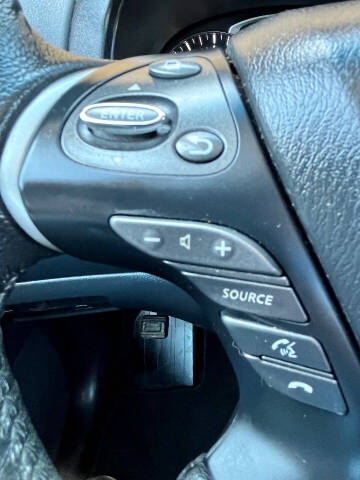 2014 Nissan Pathfinder SV