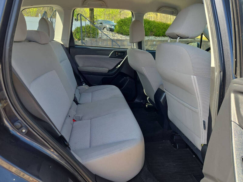 2017 Subaru Forester 2.5i