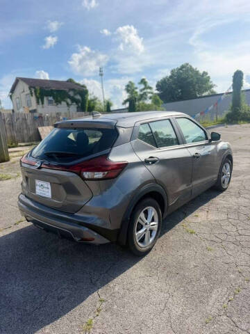 2021 Nissan Kicks S