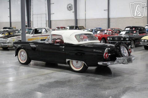 1956 Ford Thunderbird