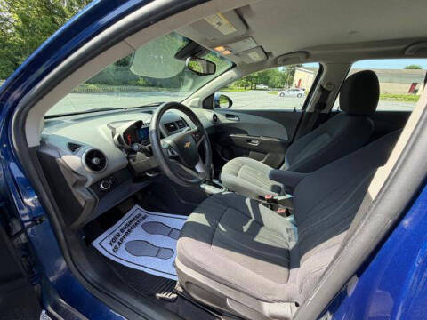 2013 Chevrolet Sonic LT Auto