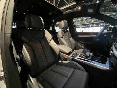2025 Audi Q5 quattro S line Prem Plus 45 TFSI