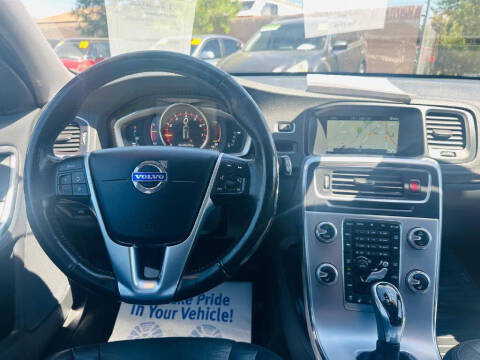 2017 Volvo V60 T5 Premier