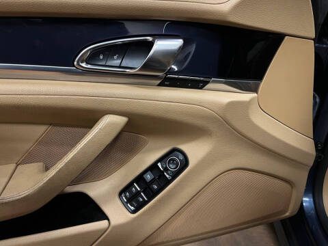 2014 Porsche Panamera