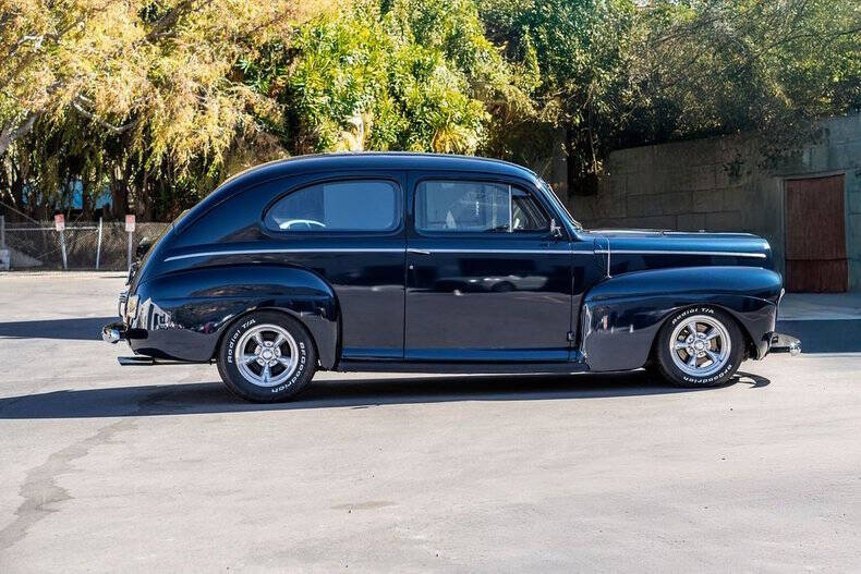 1941 Ford Deluxe