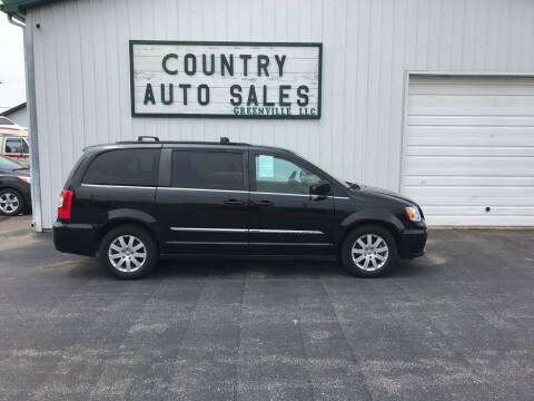 2016 Chrysler Town and Country for sale at COUNTRY AUTO SALES LLC in Greenville OH
