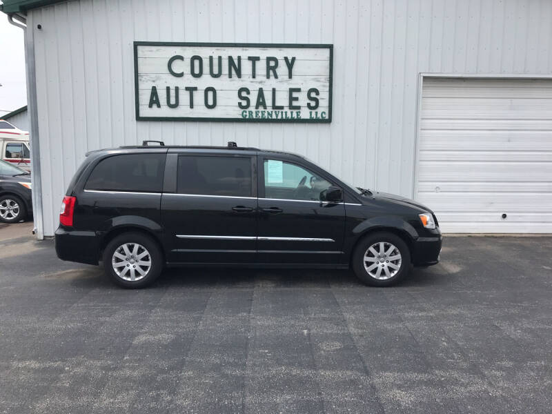 2016 Chrysler Town and Country for sale at COUNTRY AUTO SALES LLC in Greenville OH