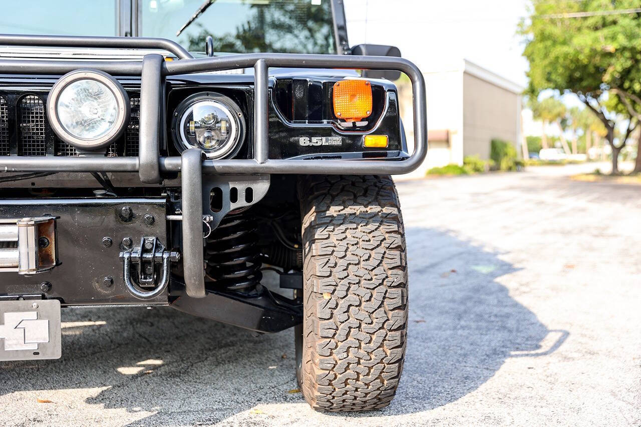 2004 HUMMER H1 28