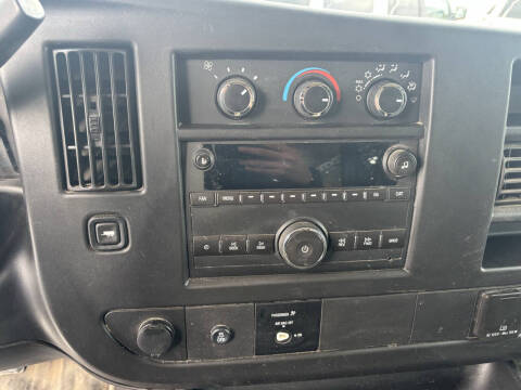 2018 GMC Savana 2500