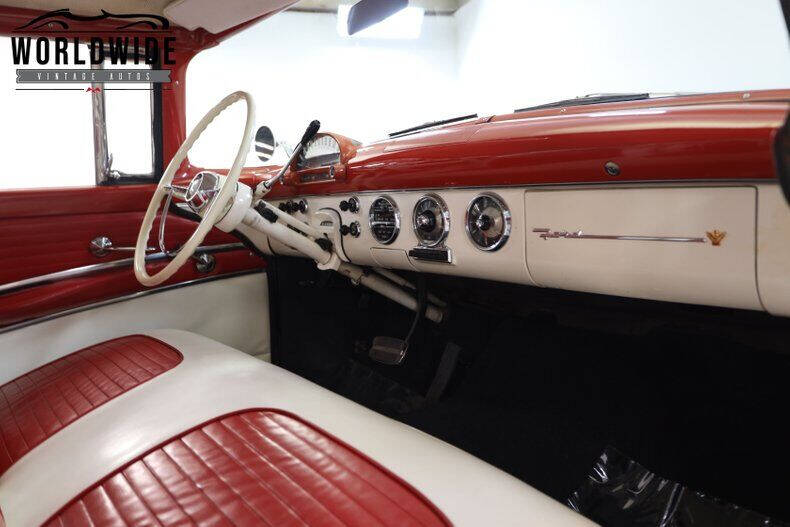 1955 Ford Crown Victoria