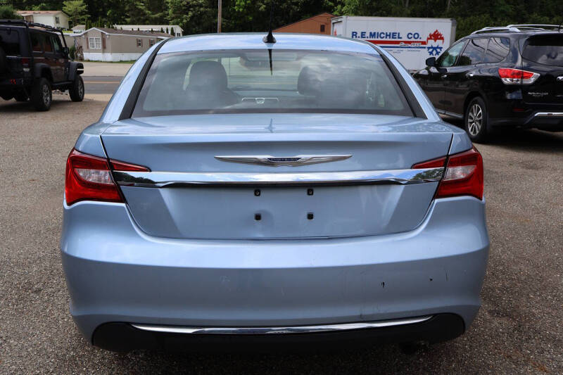 2013 Chrysler 200 Touring