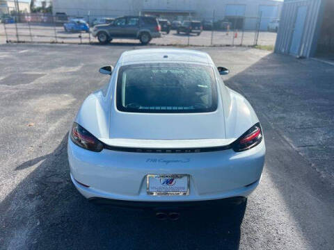 2023 Porsche 718 Cayman S