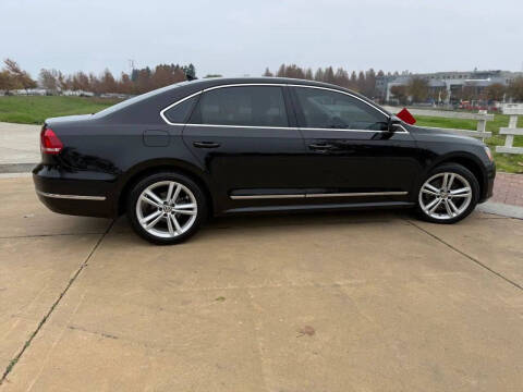 2014 Volkswagen Passat 1.8T SEL Premium PZEV