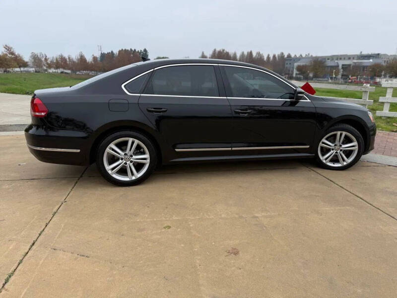 2014 Volkswagen Passat 1.8T SEL Premium PZEV
