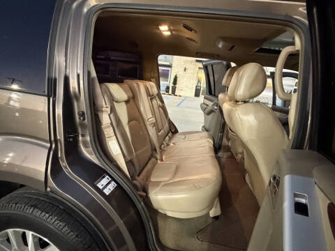 2008 Nissan Pathfinder LE V8