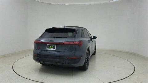 2024 Audi Q8 e-tron quattro Prestige